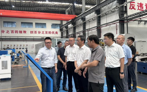 省总工会党组书记、常务副主席吕志良调研918博天堂股份